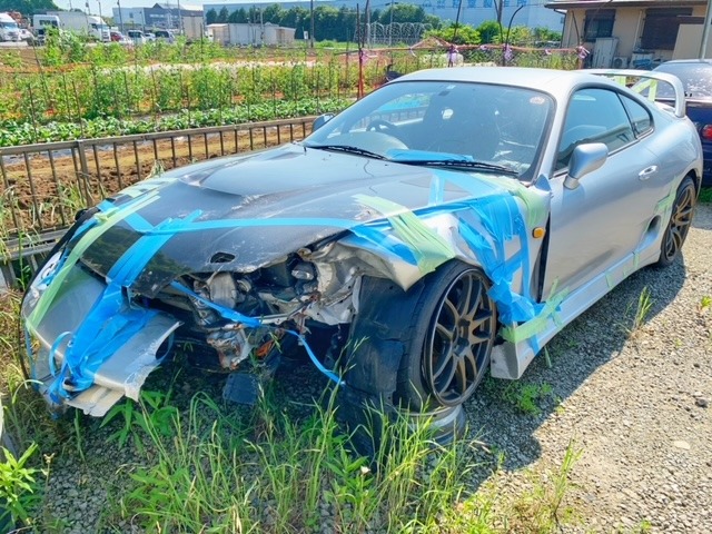 スポーツカーの事故車買取