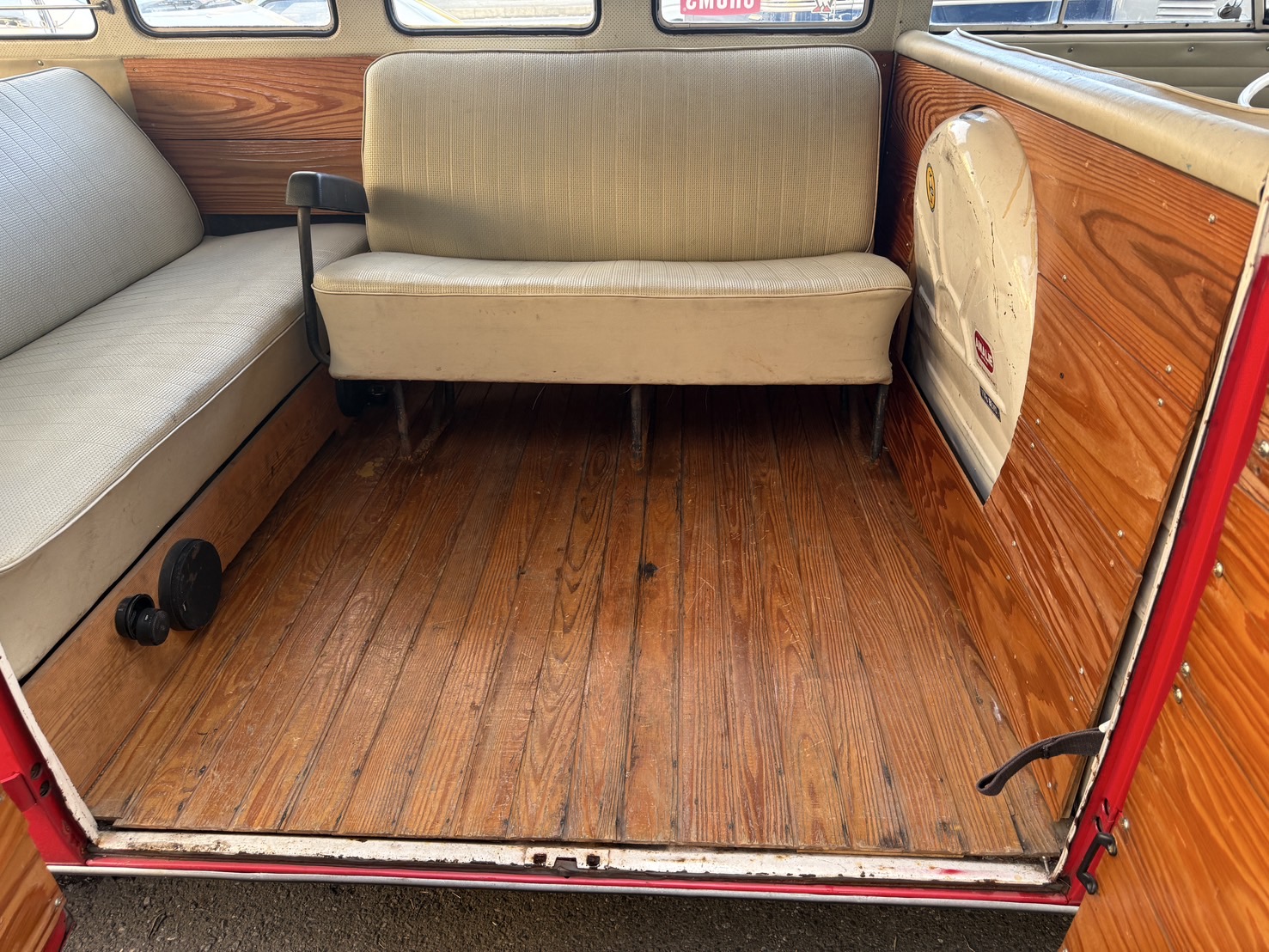 line_oa_chat_250107_174828_group_3