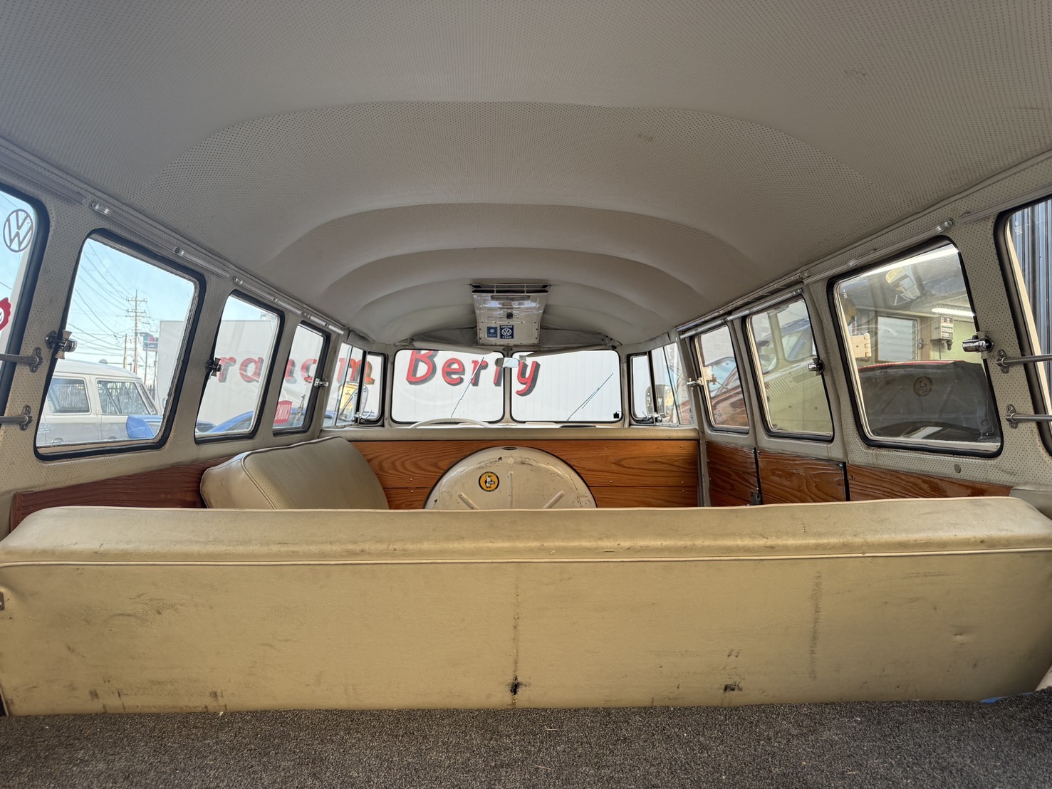 line_oa_chat_250107_174831_group_9